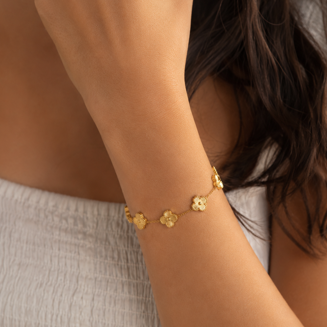 Fortuna Clover Gold Bracelet