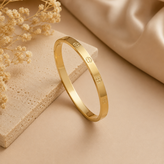 Eterna Gold Bangle